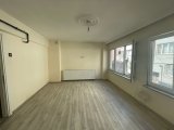 BURSA KILIÇ TAN ALTIPARMAK SELİMİYE DE SATILIK 1. KAT 2+1 DAİRE